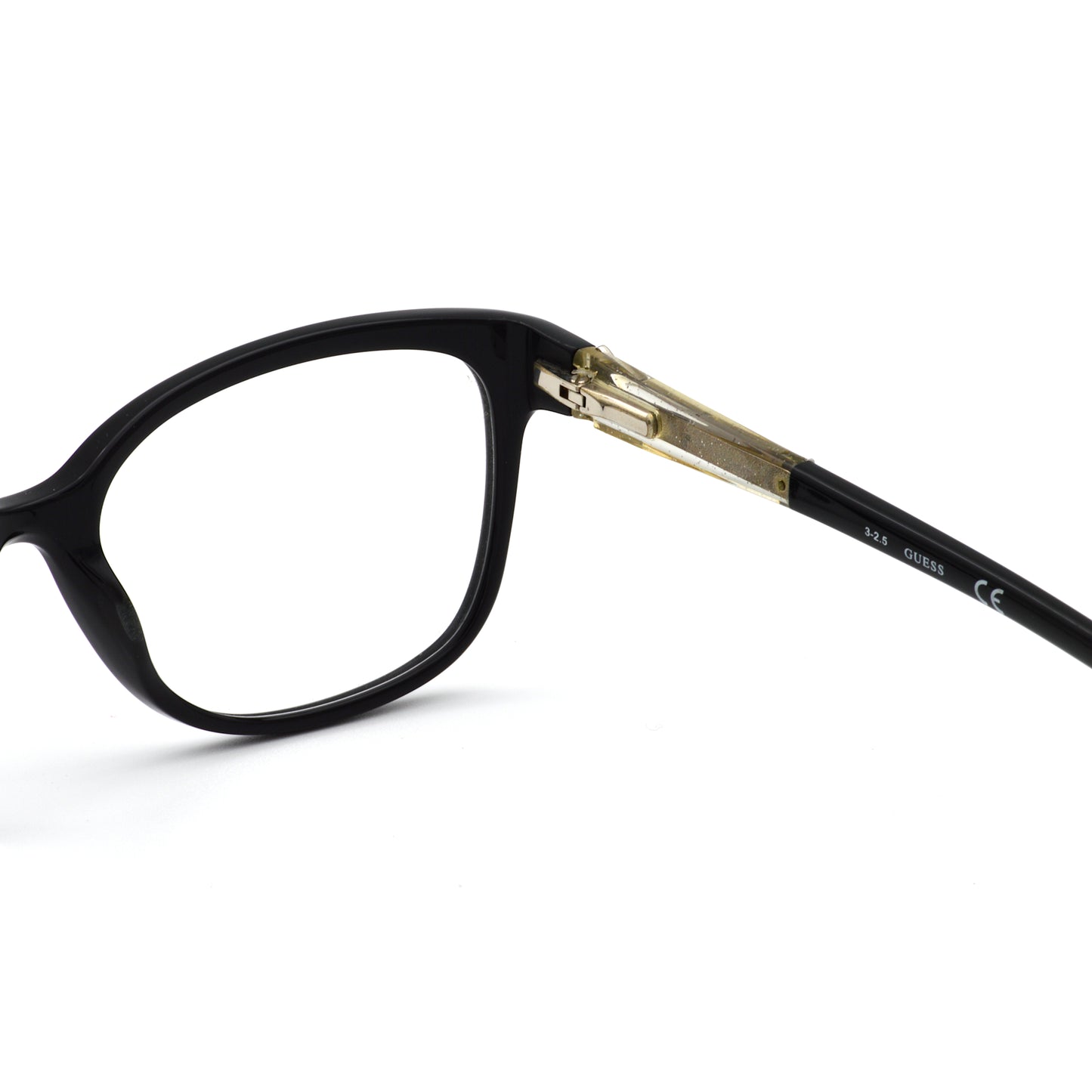 Guess_Spectacle_Eyewear_GU_2560_001_closeup